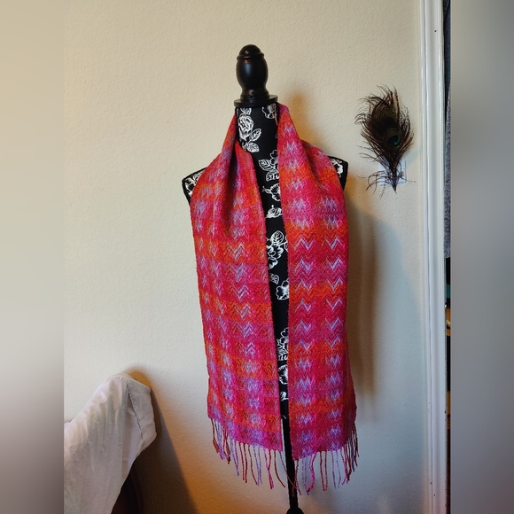 Victoire Mathieu Paris sophisticated colorful woven scarf 🧣 - Picture 6 of 15